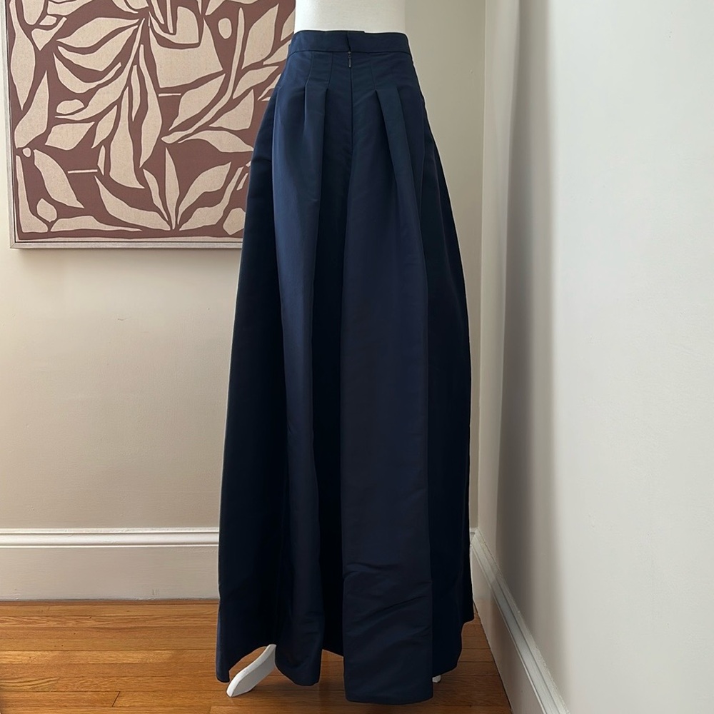 Carolina Herrera High Low Ball Skirt Navy - Picture 3 of 9